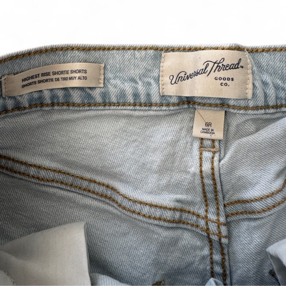 Universal Thread Light Wash Ripped‎ Jean Shorts - Picture 3 of 3